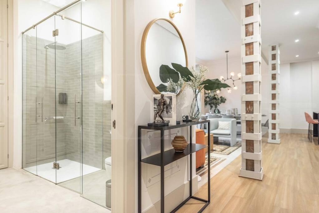 Contemporary Loft In The Historic Center By Rems * Malaga