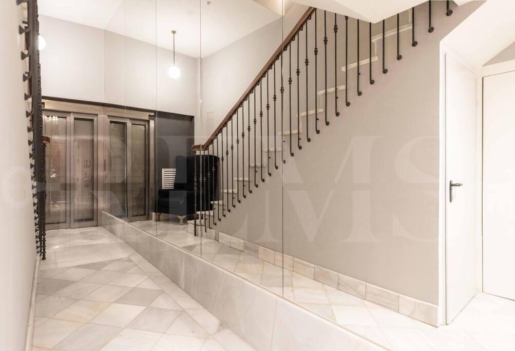 Contemporary Loft In The Historic Center By Rems Apartament